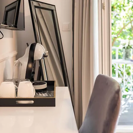 Luxury With Balcony B&B