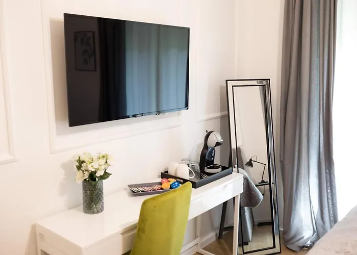 Luxury With Balcony 4* Задар