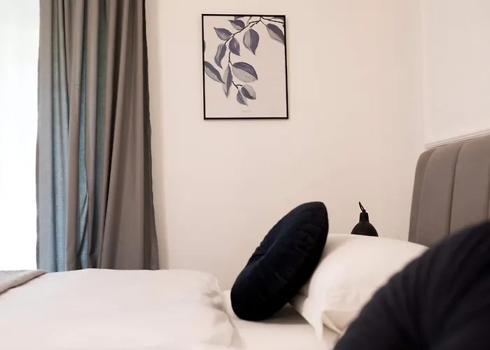 Luxury With Balcony 4* Задар