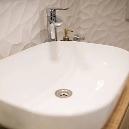 Nocleg ze śniadaniem Luxury With Balcony