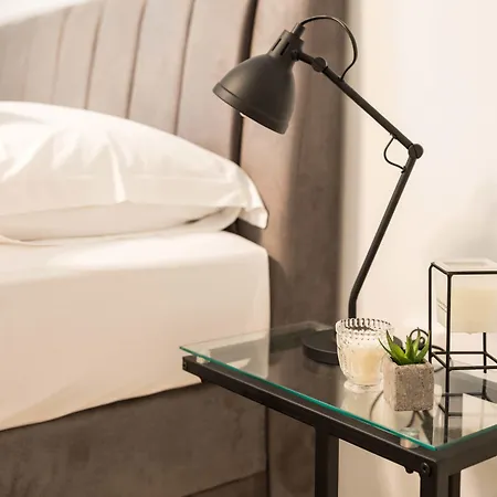 Luxury With Balcony 4*