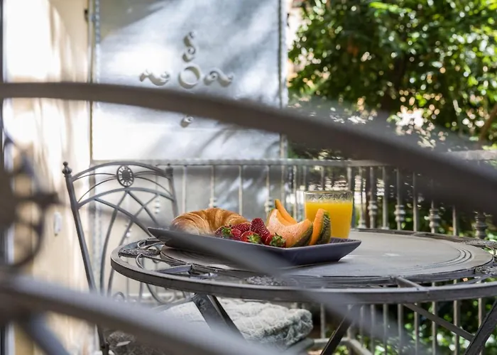 Panzió Luxury With Balcony 4*