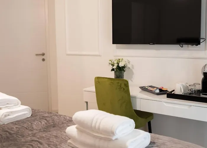 Bed & Breakfast Luxury With Balcony